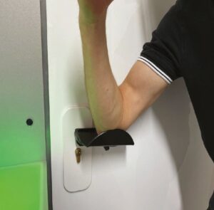 POIGNEE  HYGIENIQUE  POUR PORTE