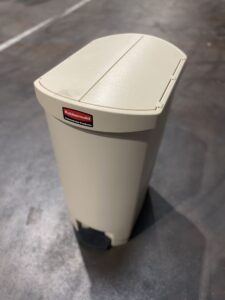 COLLECTEUR SLIM JIM A PEDALE 90L