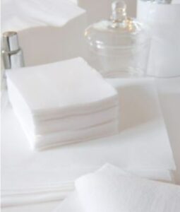 SERVIETTES OUATE 2 PLIS BLANCHE 33x33 CM