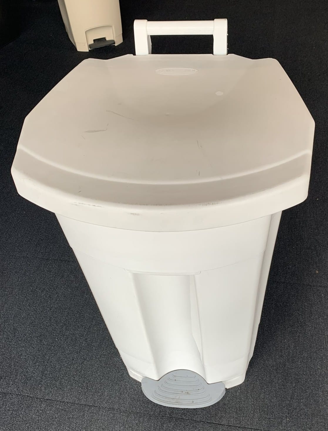 POUBELLE MOBILE A PEDALE BOOGY BLANCHE | 90L