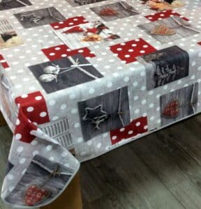 NAPPE NON TISSE NOEL PATCHWORK 25 M